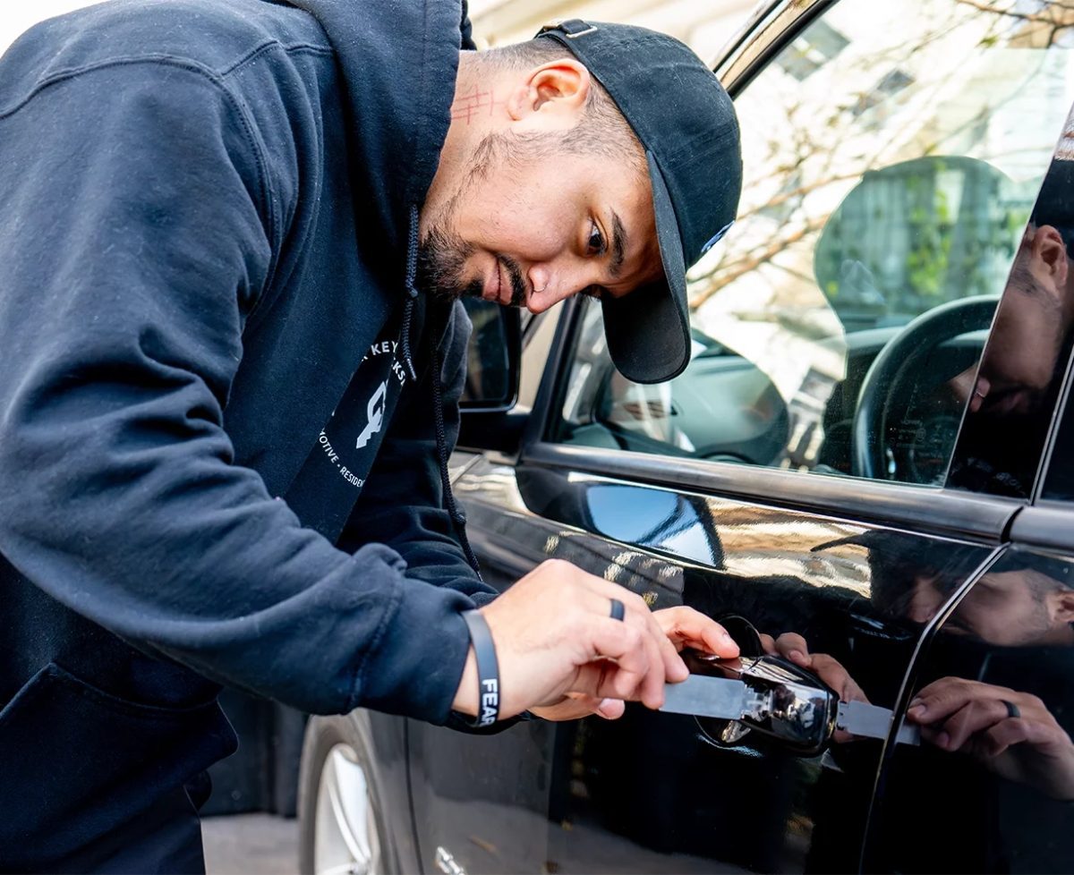 Working a vehicle lock on site